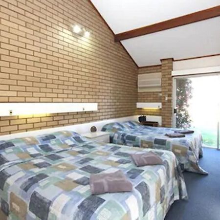 Bairnsdale Motor Inn מראה חיצוני תמונה